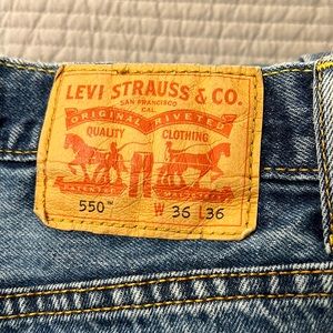 LEVI'S 550 Mens Relaxed Fit Jeans Classic Zip Fly Denim Medium Wash Size W36 L36